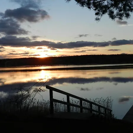 Labbnaes Semesterhem * Kemionsaari