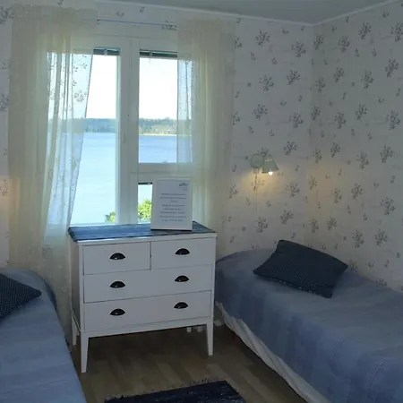 Labbnaes Semesterhem Guest house Kemionsaari