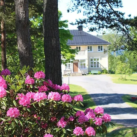 Labbnaes Semesterhem * Kemionsaari
