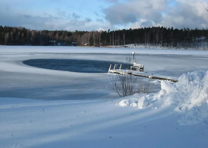 Labbnaes Semesterhem 招待所 *