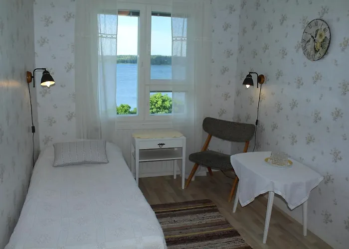 Affittacamere Labbnaes Semesterhem Kemionsaari/Kimitoön